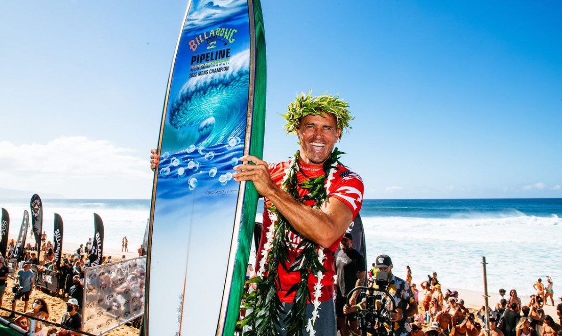 "Tudo chega ao fim", diz Kelly Slater após eliminação em etapa da WSL