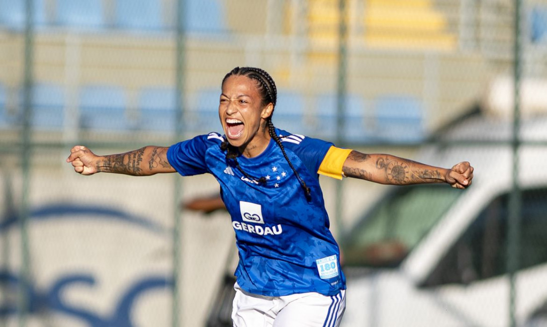 Byanca Brasil comanda goleada do Cruzeiro sobre o Atlético-MG