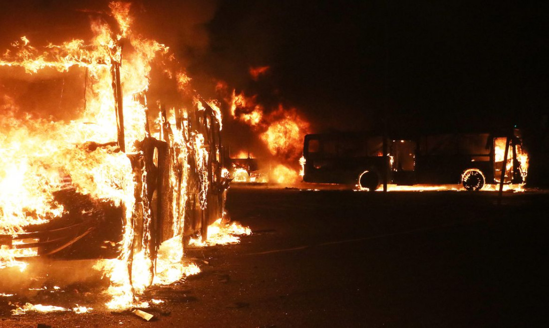 Rio de Janeiro tem mais de 2,8 mil ônibus vandalizados em um ano