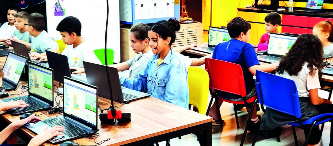 Espaço Maker Labs é a grande inovação na instituição de ensino gasparense