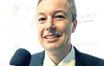 O deputado da bancada do Vale, Napoleão Bernadres (PSD)