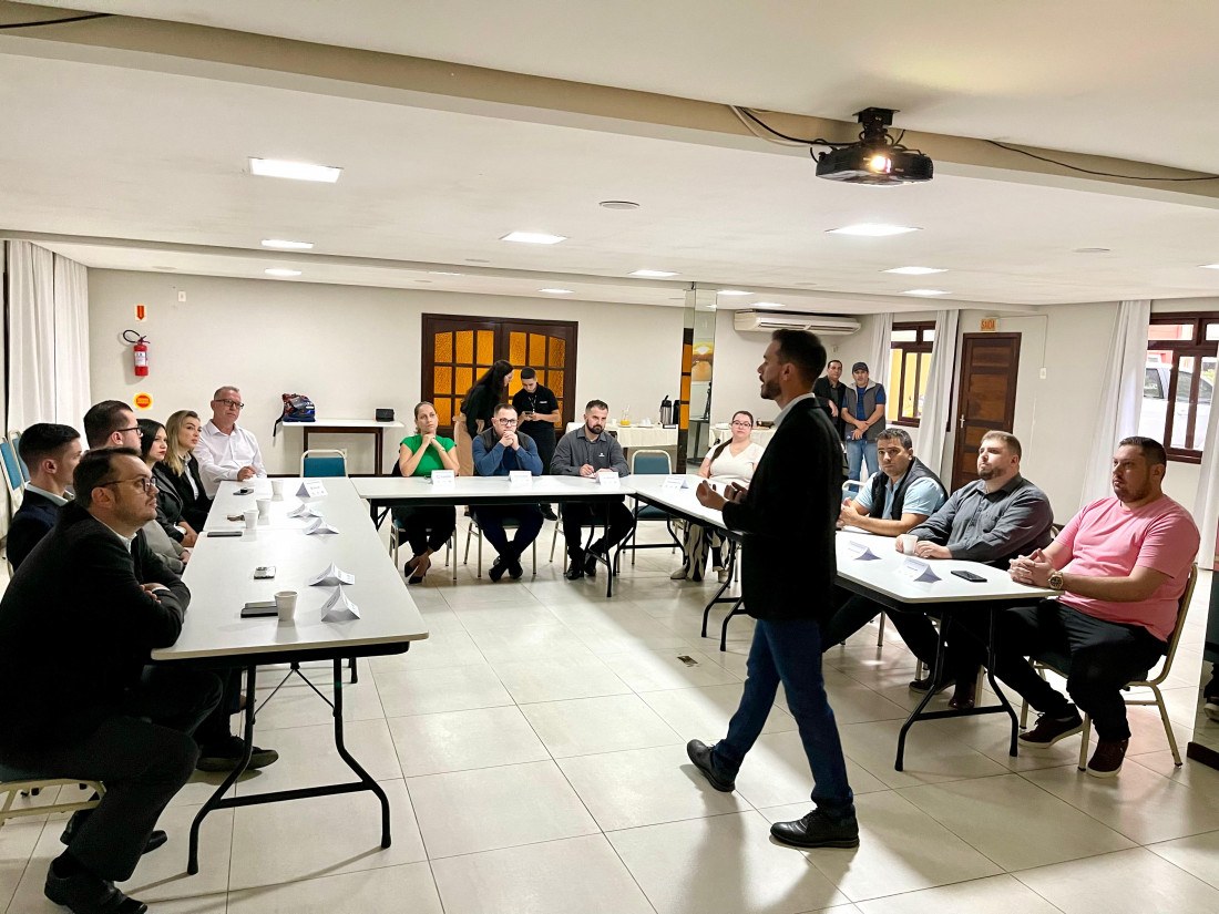 Reunião AMPE Gaspar/Ilhota (criação do núcleo de cooperativas)
