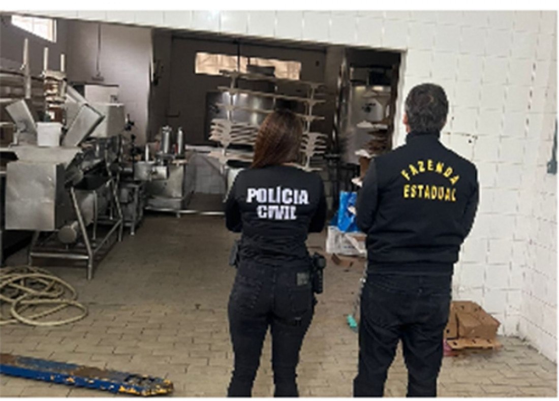Fiscais da Fazenda e Polícia Civil estiveram em cinco municípios catarinenses
