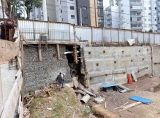 Outra edificação já havia sido embargada há mais tempo