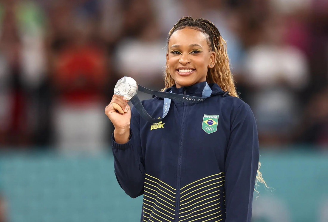 Rebeca se tornou a brasileira com mais medalhas olímpicas