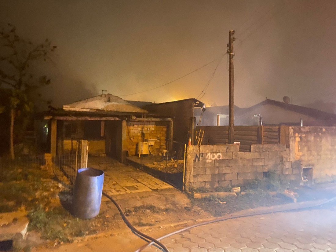 A maior parte dos desabrigados está temporariamente alojada em casas de parentes