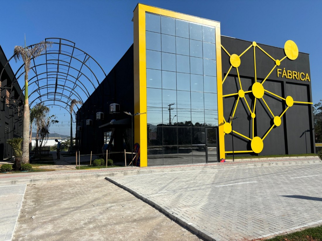 O Centro de Ensino Tecnológico vai oferecer cursos em áreas de inovação