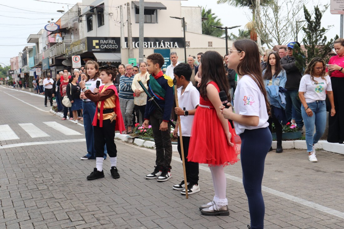 Desfile Cívico comemorativo ao Sete de Setembro
