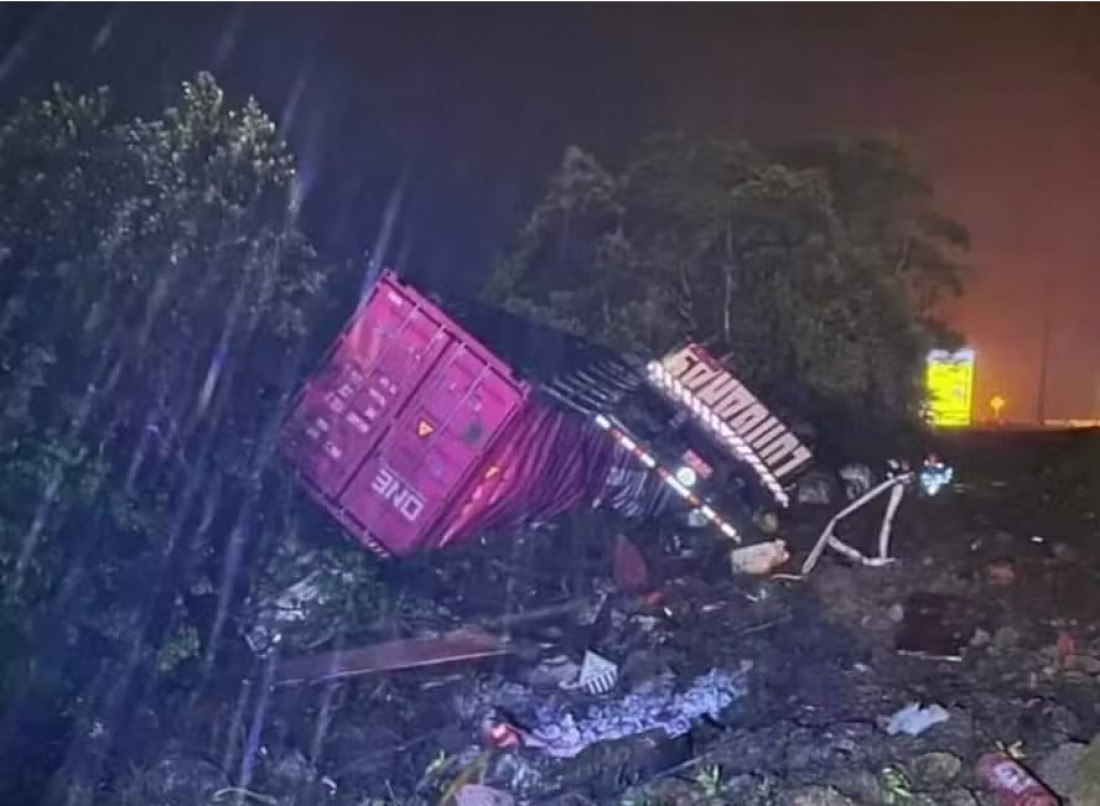 Acidente matou 9 pessoas na madrugada desta segunda-feira (21)