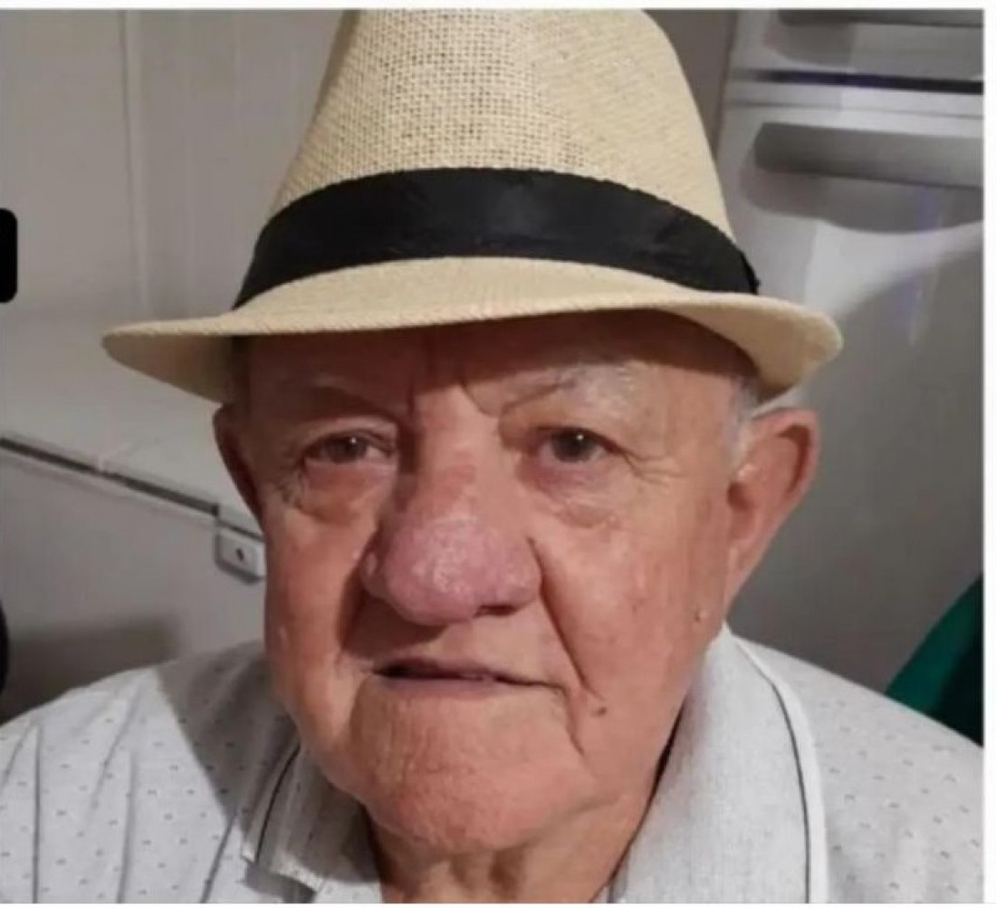 Seu Neu e a esposa Santina cozinharam por mais de 40 anos para festas na cidade