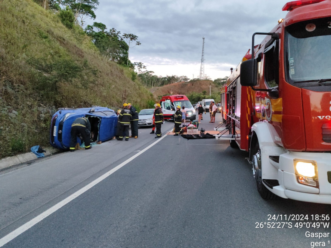 O acidente mobilizou equipes de emergência