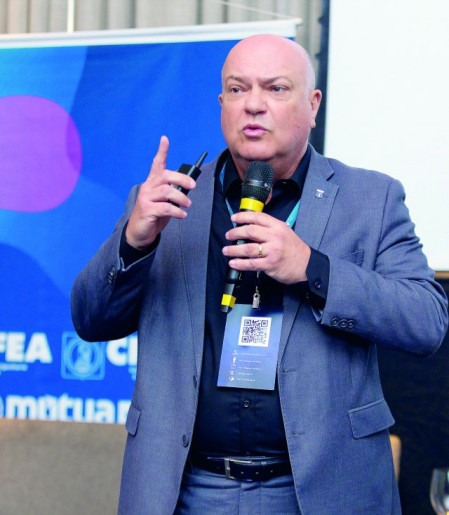 "O Crea/SC trabalha para assegurar que as obras e serviços de engenharia sigam padrões técnicos e éticos", Kita Xavier