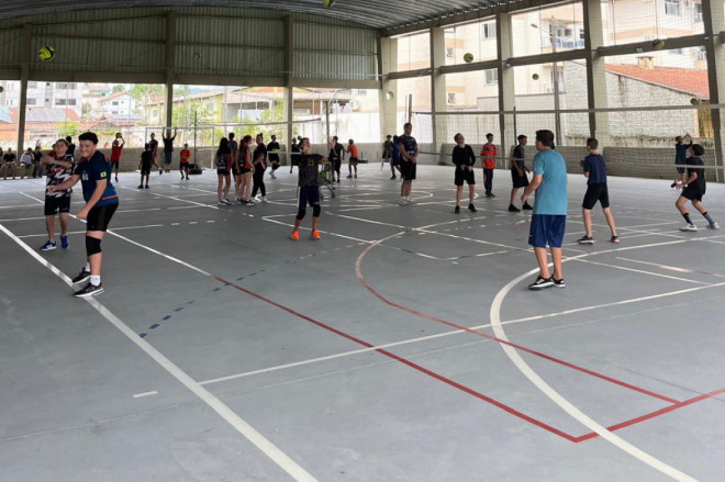 Seletiva da AEEG FMEL Gaspar para novos atletas de vôlei