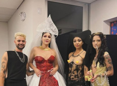 O preto e o vermelho foram bastante utilizados pelos design de moda