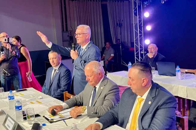Paulo Koerich assume o compromisso de posse