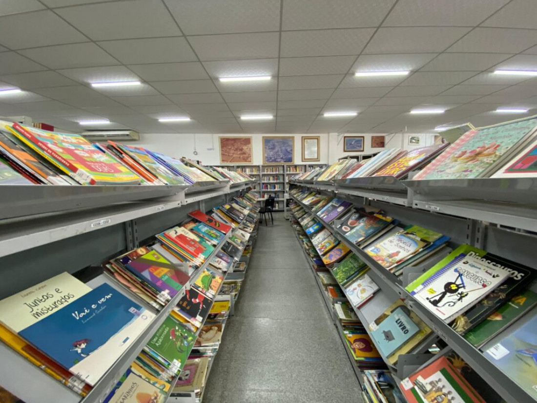 Neste janeiro, a Biblioteca Pública de Gaspar convida as crianças para uma aventura literária com o projeto ‘Férias com Histórias’