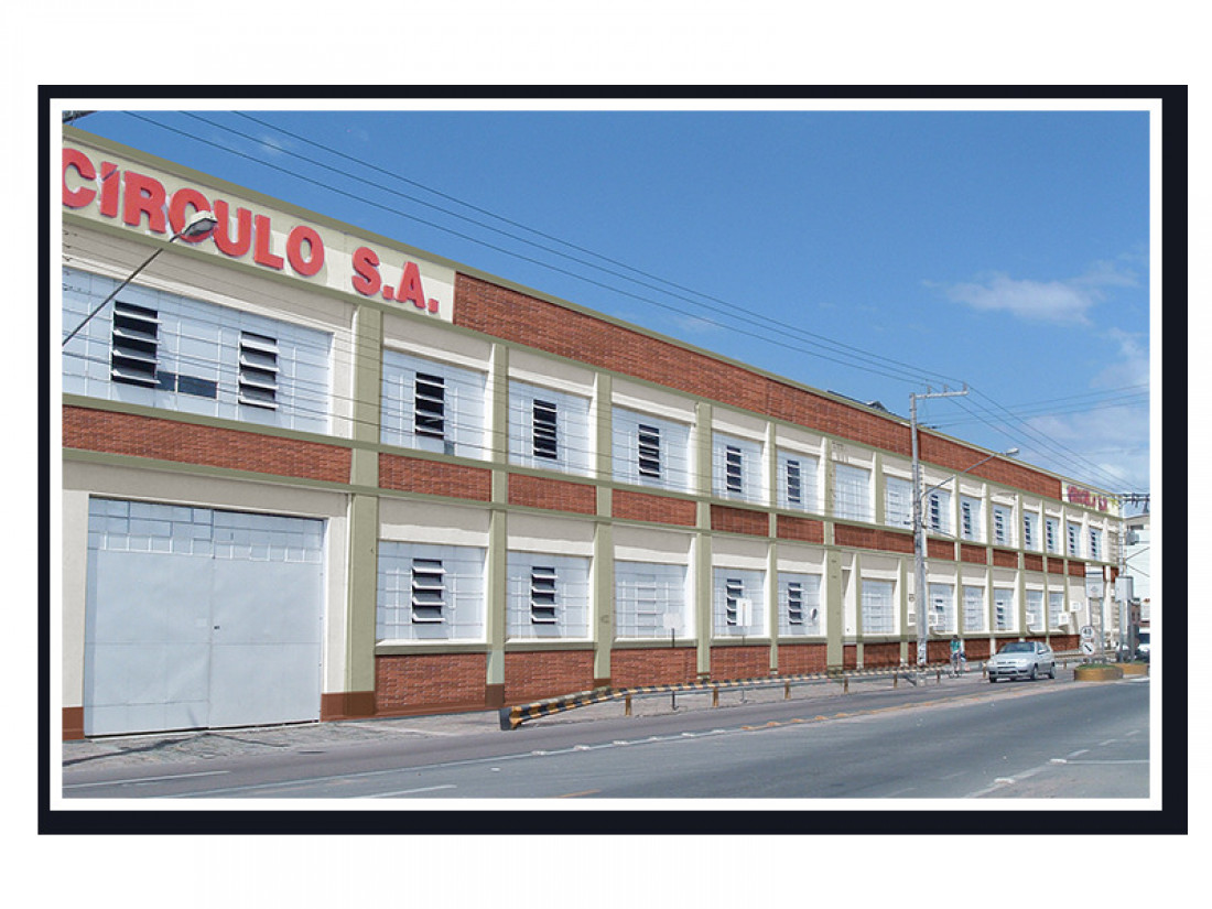 A sede da empresa permanece na Rua Dr. Nereu Ramos praticamente desde a sua fundação