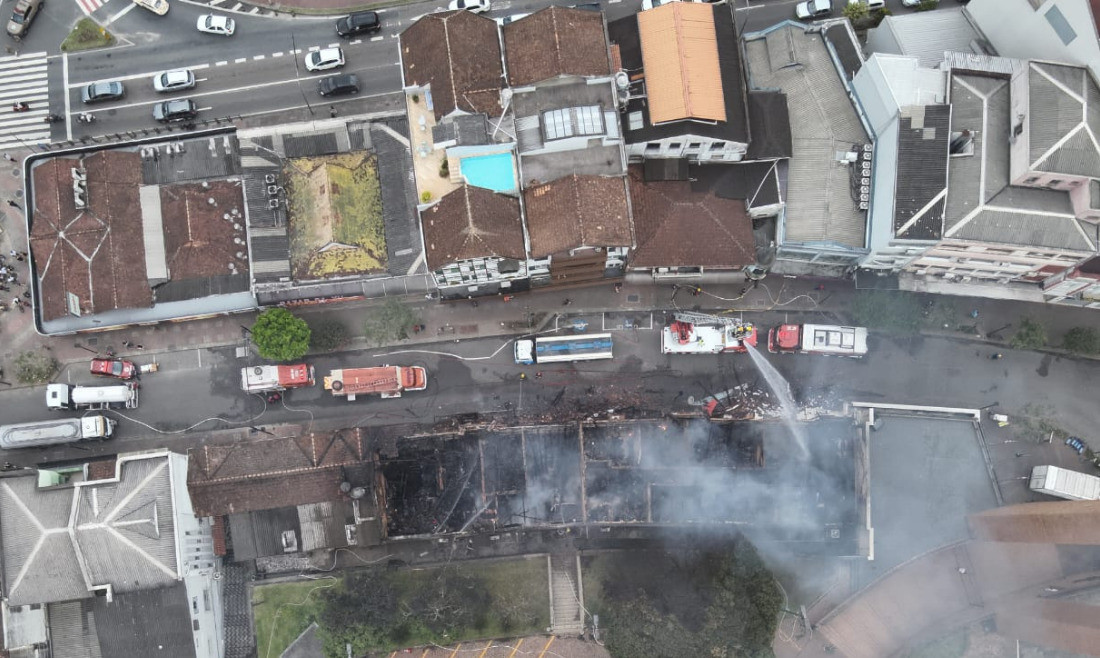 Novos focos surgiram nesta sexta-feira (24), exigindo trabalho contínuo dos Bombeiros no combate às chamas e rescaldo