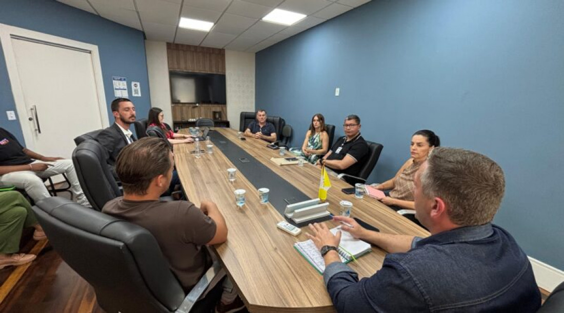 Após anos sem o serviço, representantes do INSS e da Prefeitura discutiram a retomada do atendimento na cidade