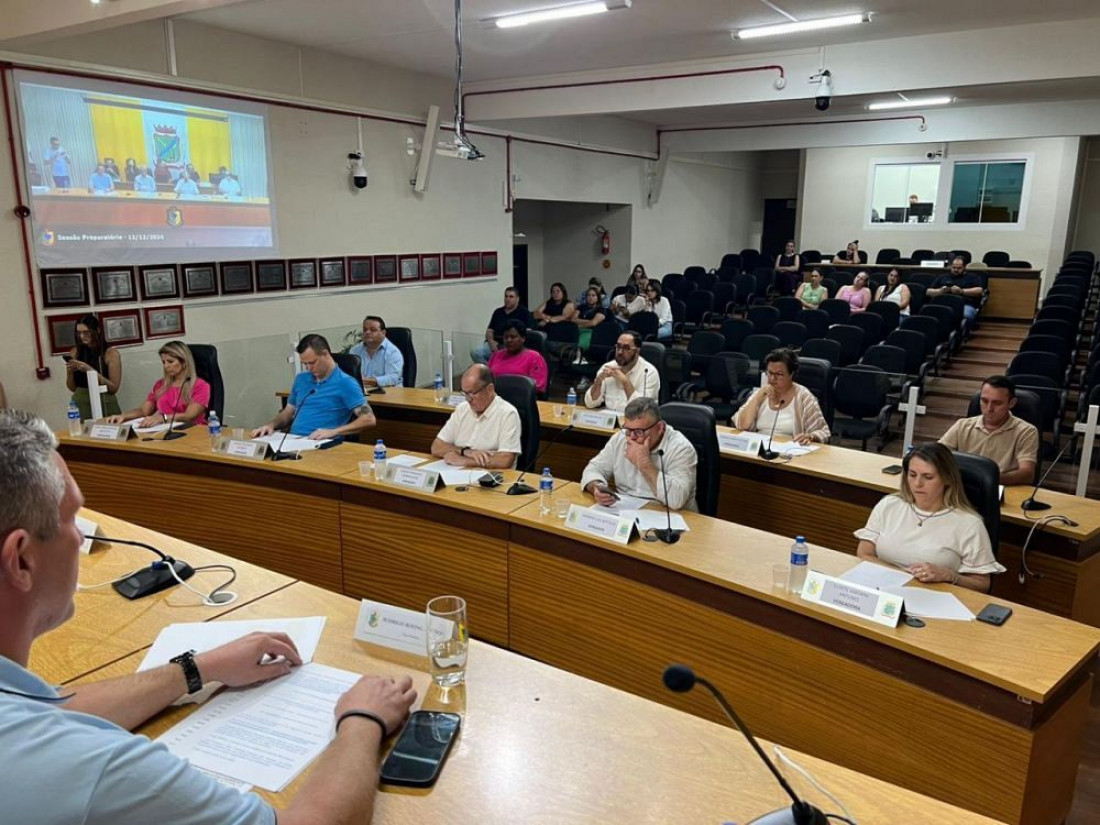 Os eleitos passaram por uma sessão preparatória