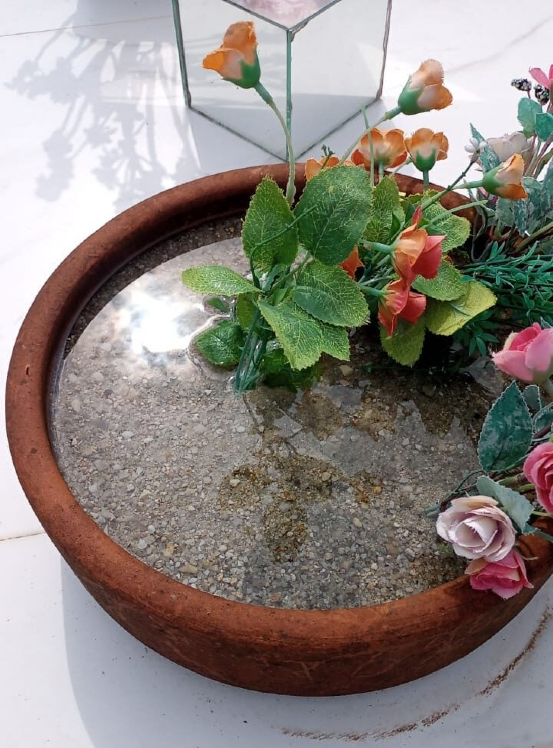 Mudança na lei pretende permitir a volta dos vasos com furtos e flores artificiais aos cemitérios municipais de Gaspar