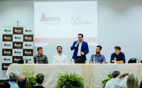 Presidente e vice da AMVE Marcelo Doutel e Arão Josino 