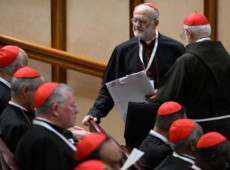 O conclave será realizado na Capela Sistina e promete ser um dos mais imprevisíveis da história recente
