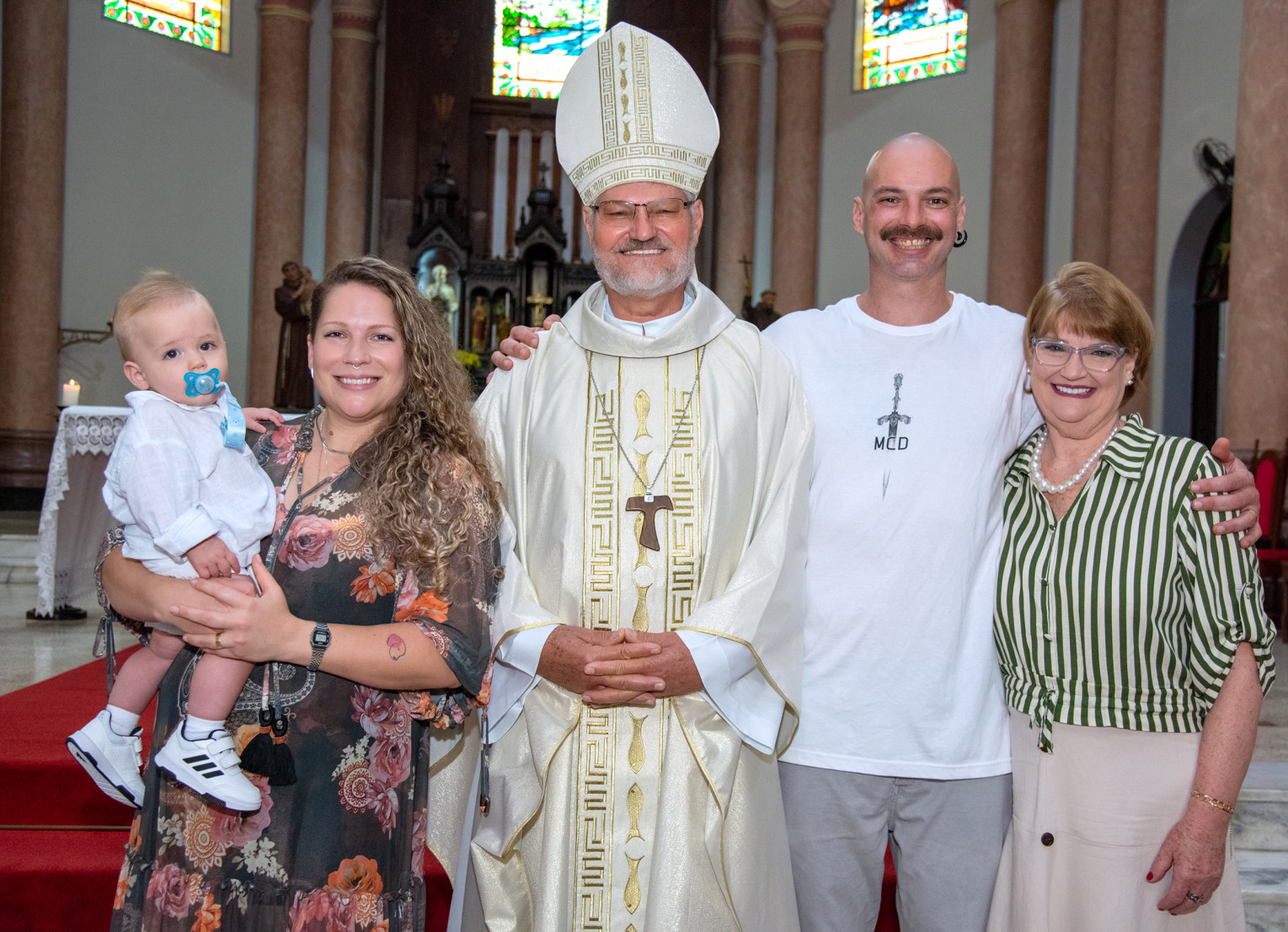 Caique José Zago Spengler, filho de Evandro Antônio Zago Spengler e Rita de Cassia, na Igreja Matriz São Pedro Apóstolo