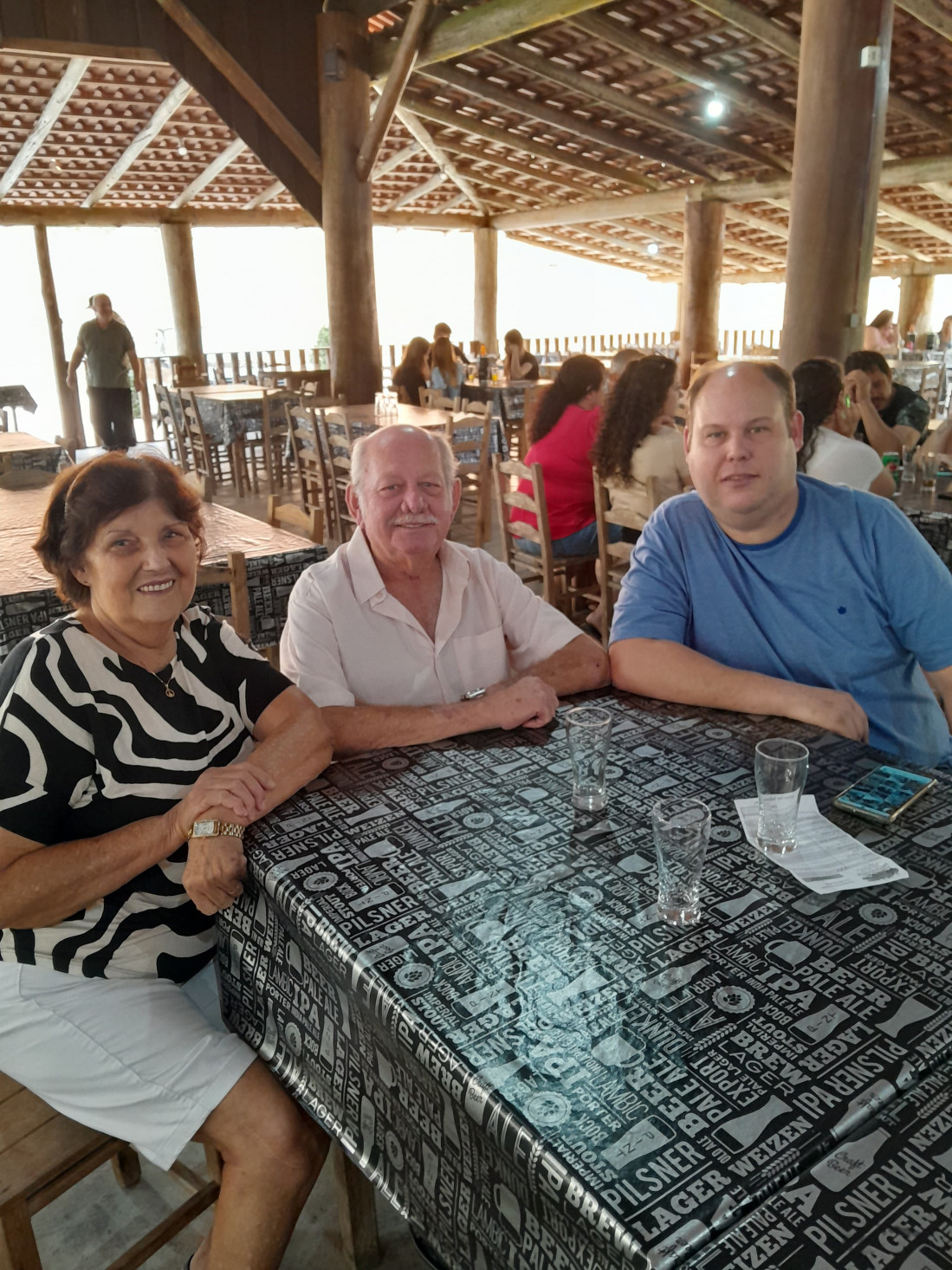 Gert Blaese com a esposa Maria de Lourdes e os filhos, Junior e Rodrigo