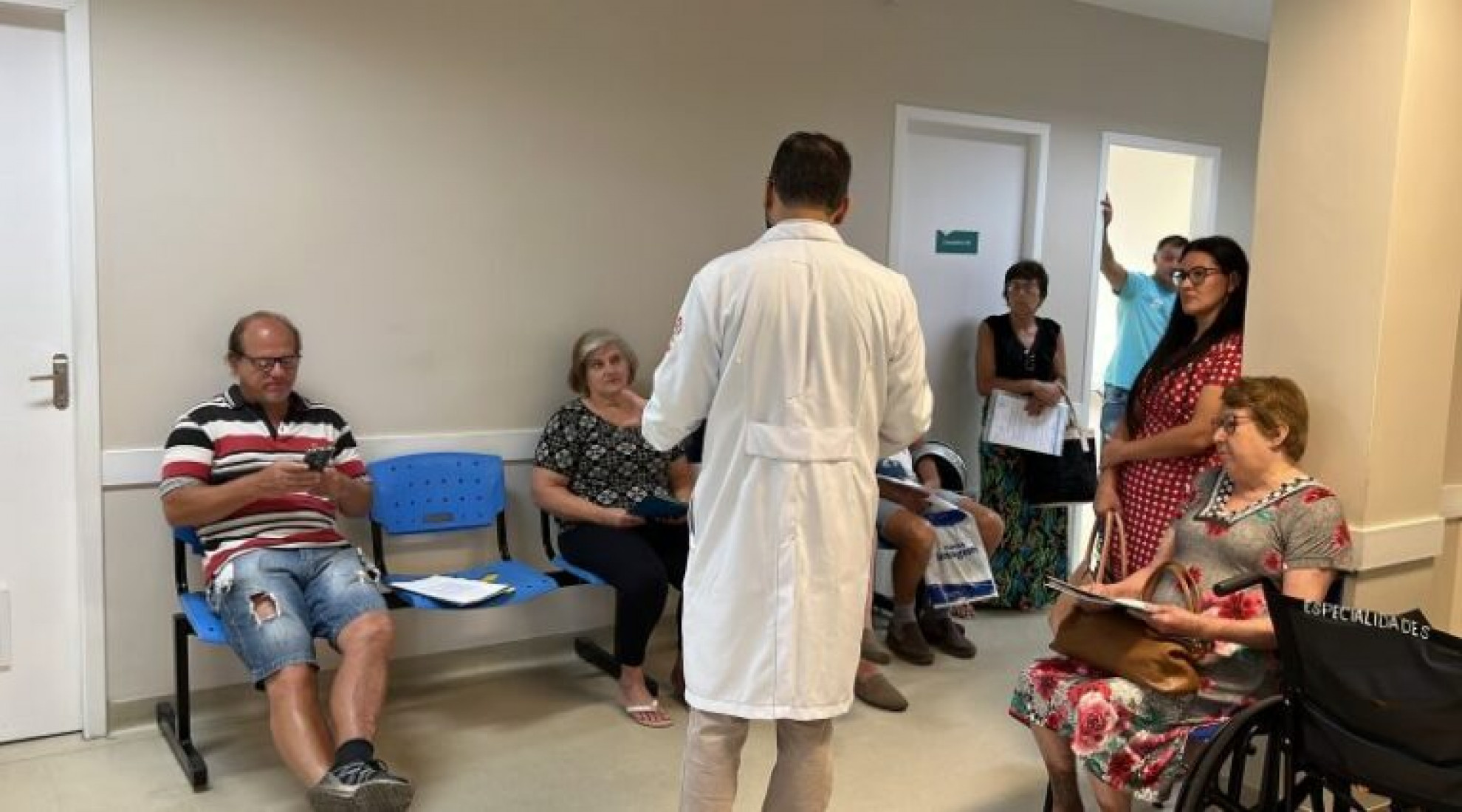 Os pacientes foram previamente selecionados a partir da fila única da Secretaria de Saúde
