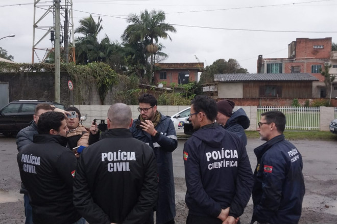 A investigação já ouviu mais de 20 pessoas e agora aguarda a conclusão dos laudos periciais
