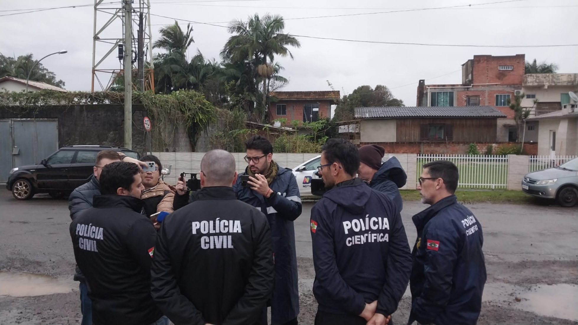 A investigação já ouviu mais de 20 pessoas e agora aguarda a conclusão dos laudos periciais