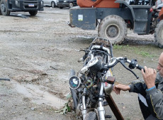 A moto conduzida pela vítima ficou completamente destruída