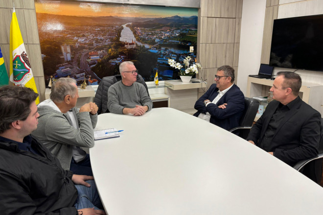 O encontro reuniu lideranças locais e marcou um momento estratégico de alinhamento político