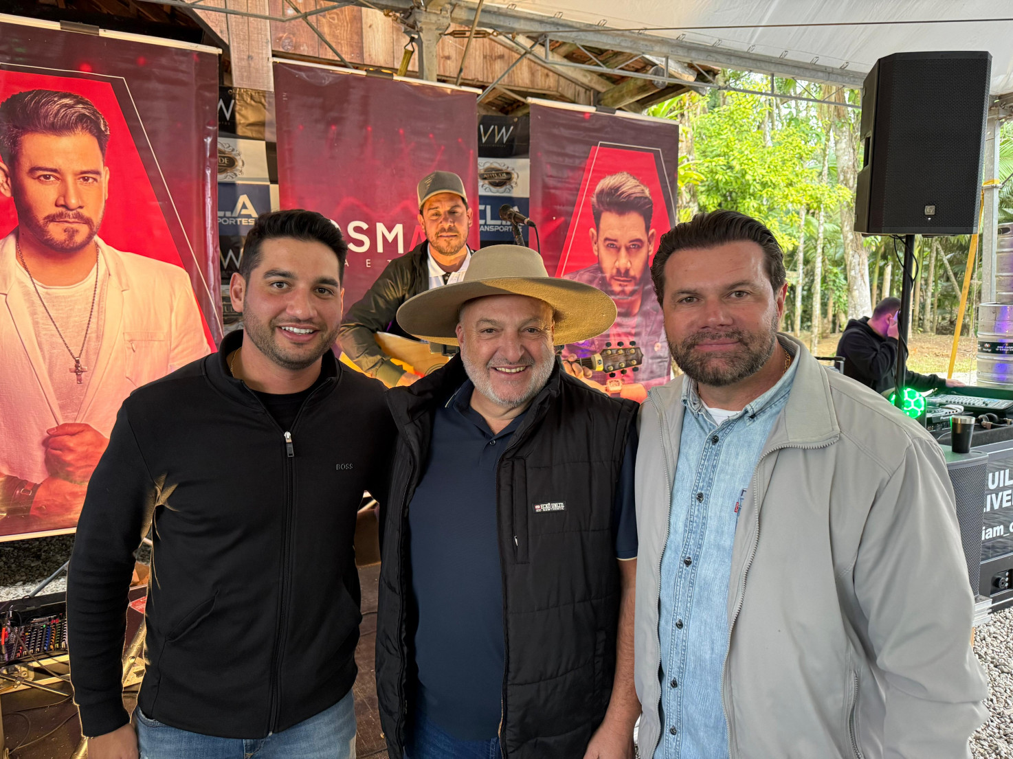 Os empresários, Vini, Tinho e Bira