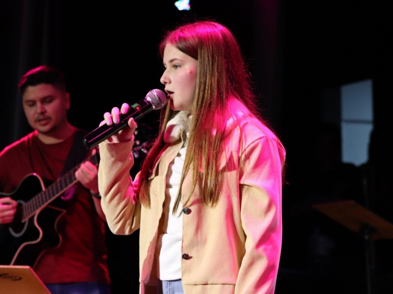 Imagens de alguns competidores do 33&ordm; Festival Escolar da Can&ccedil;&atilde;o