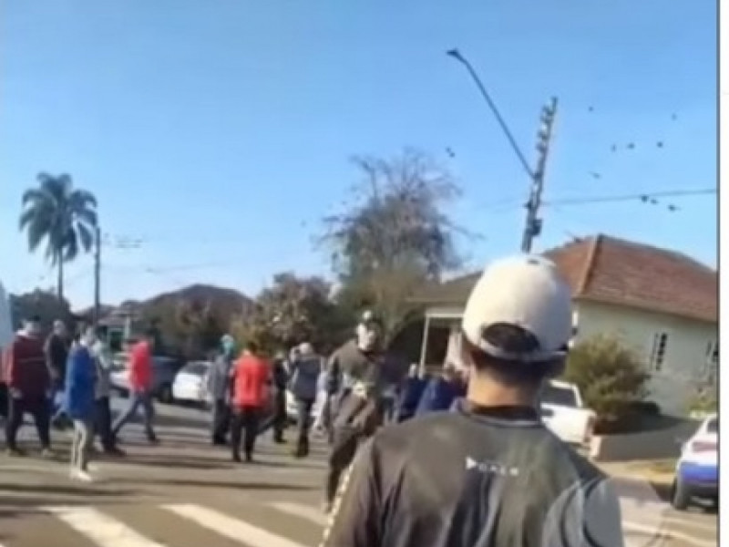 Ataque ocorreu por volta das 10 horas da manhã desta terça-feira