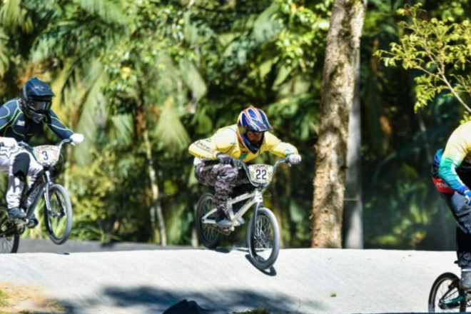A competição conta com mais de 750 atletas em 54 categorias e é uma das principais do BMX nacional