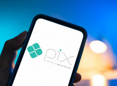Pix por voz vai permitir efetuar a transferência sem abrir o aplicativo do banco