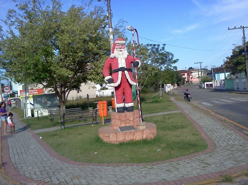 A Praça do Papai Noel onde teriam sido roçados mais de 3 mil m²