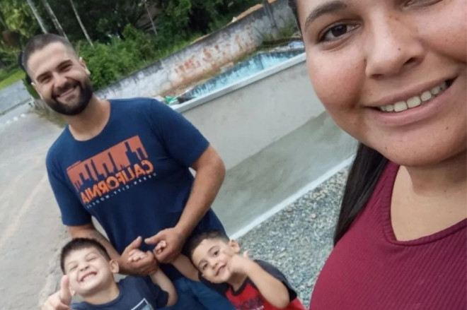 Pai, mãe e dois filhos morreram no acidente