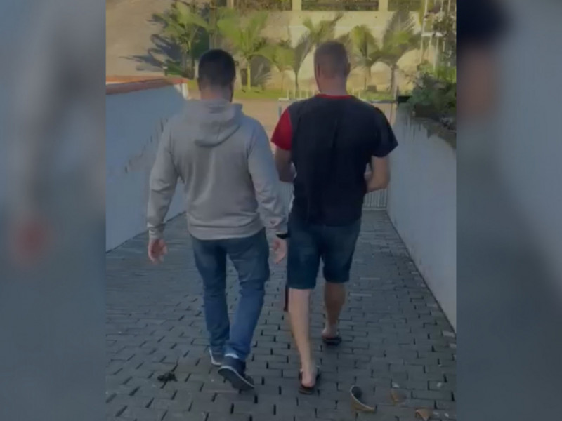 A prisão ocorreu no bairro Fortaleza Alta, e o suspeito já havia sido preso em flagrante sete vezes por crimes patrimoniais