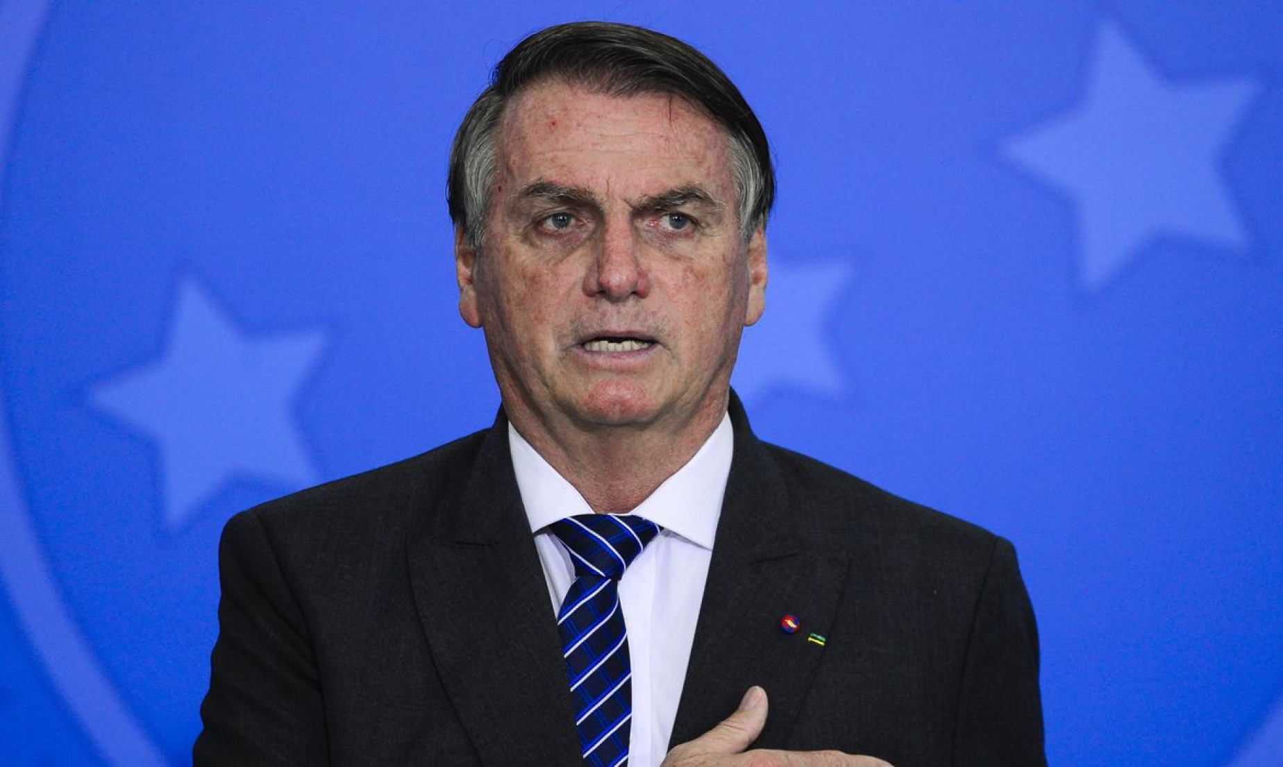 Bolsonaro terá de cumprir prisão domiciliar a partir de hoje
