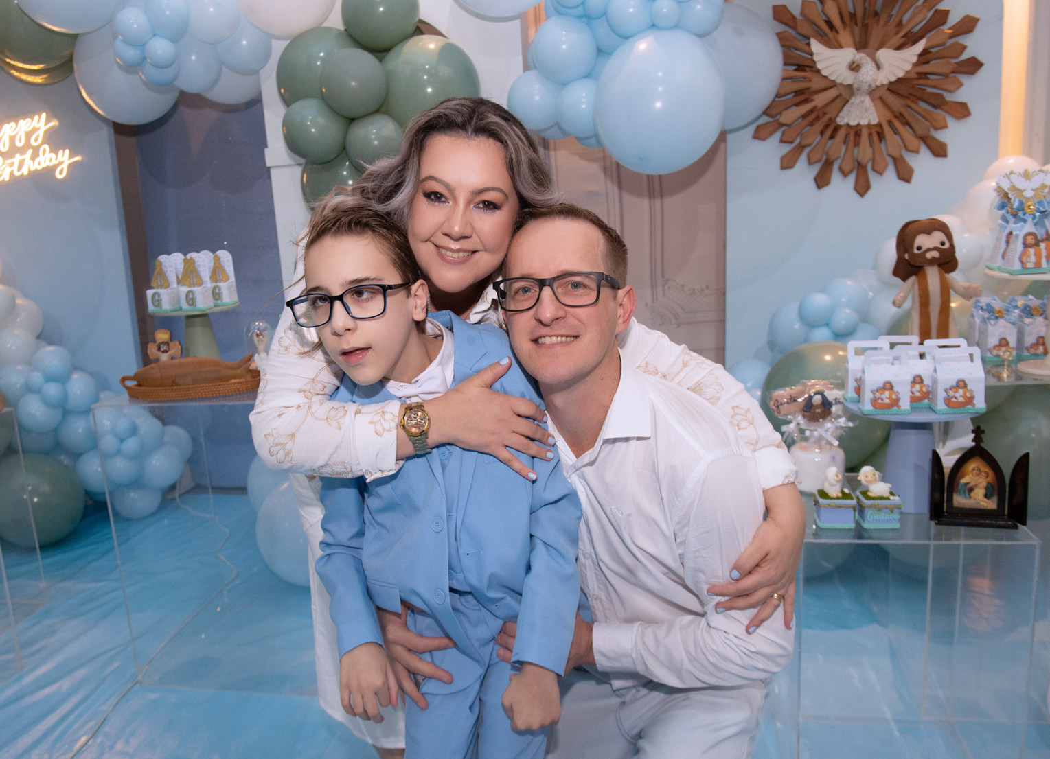 Gustavo com os pais Karina e Silmar