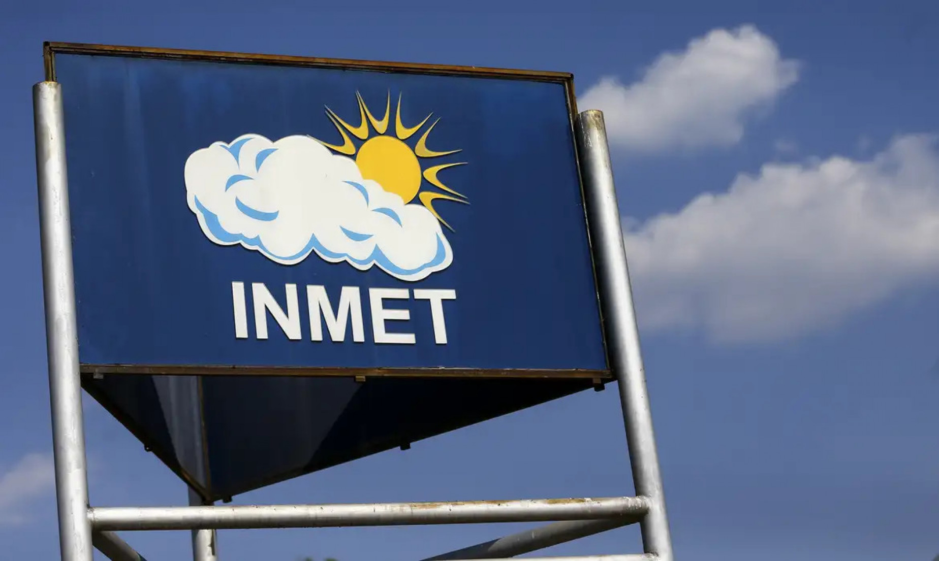 O alerta do Inmet indica que o Rio Grande do Sul e Santa Catarina devem ser os estados mais atingidos