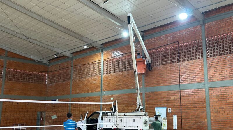 Revitalização de espaços esportivos busca mais conforto e segurança para atletas, estudantes e moradores