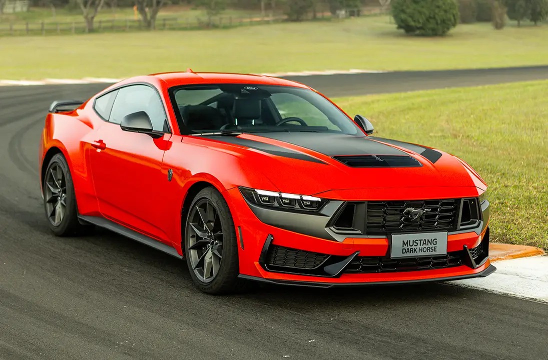 Mustang Dark Horse