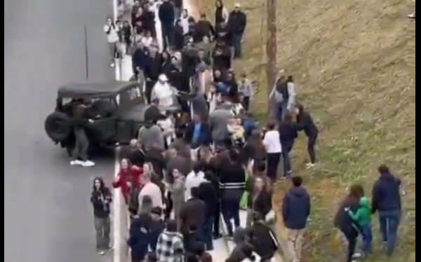 Sequência, feita por drone, mostra o momento do acidente