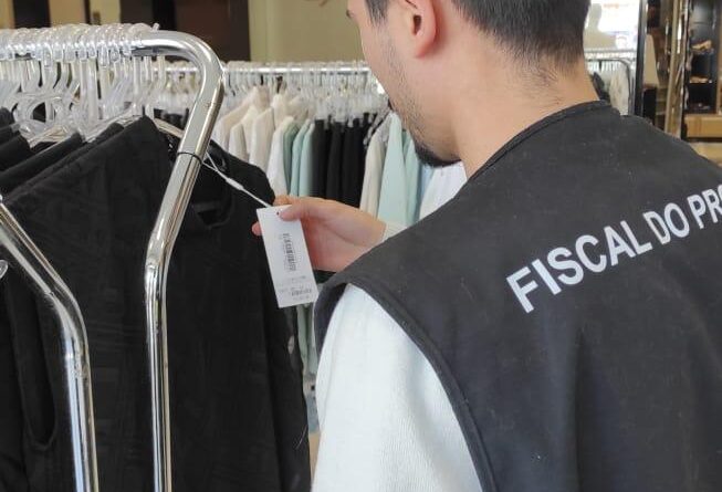 O objetivo foi orientar comerciantes e consumidores sobre o Código de Defesa do Consumidor