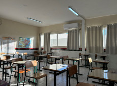 Governo de SC distribui mais 3 mil aparelhos de ar-condicionado para as escolas estaduais
